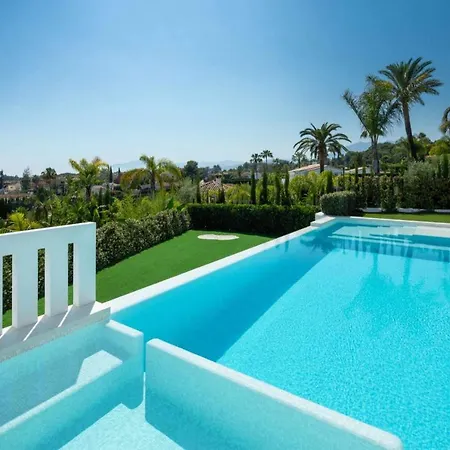 Impresionante De Lujo Moderna En Nagueles Villa *