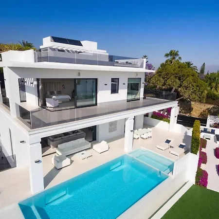 Impresionante De Lujo Moderna En Nagueles Marbella