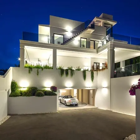Impresionante De Lujo Moderna En Nagueles Marbella